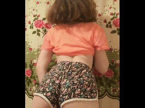 ❤️ Neska gazte sexy galtzak kentzen kameraren aurrean ❌ Pornografia %eu.analizatorkrovi.ruan