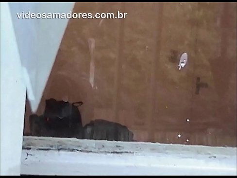 ❤️ Gizon hunkigarria bere neska-laguna beste mutil batekin ikusten, putz-bideo bat grabatzen bikotea molestatu gabe ❌ Pornografia %eu.analizatorkrovi.ruan