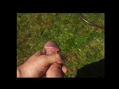 ❤️ Hottie beroa bere pussy arrosa izorratu egiten du eta udako lorategi batean squirt batekin esperma egiten du ❌ Pornografia %eu.analizatorkrovi.ruan