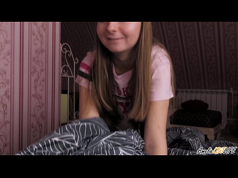 ❤️ Blondie-k bere BFF-ren sakon zurrupatzen du eta esperma jasotzen du ahoan ❌ Pornografia %eu.analizatorkrovi.ruan